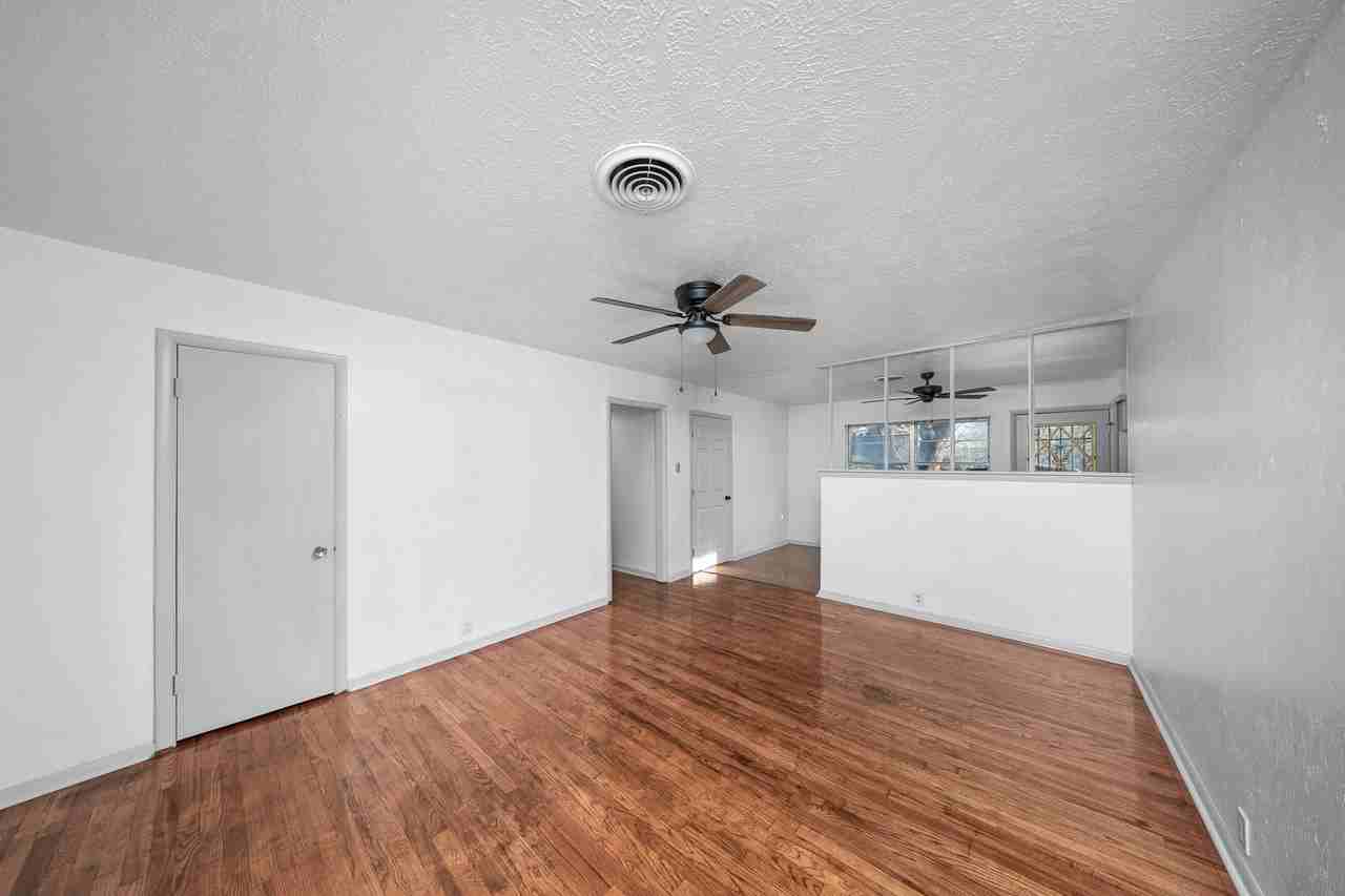 5860 Nw Dearborn Ave #1 - Photo 4 of 23