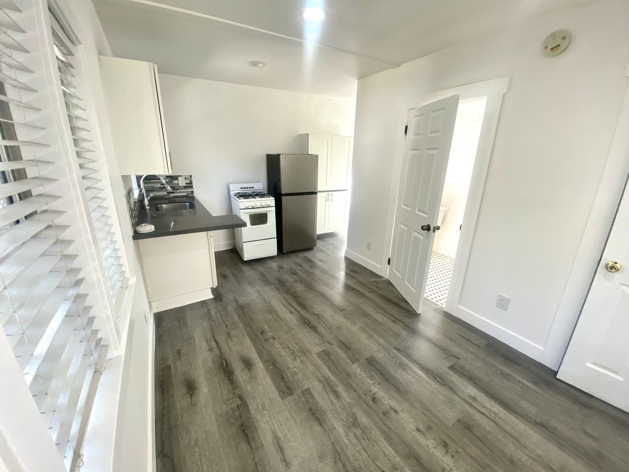 1614 Maltman Avenue - 1614 1/4 #1614-1-4 - Photo 6 of 10