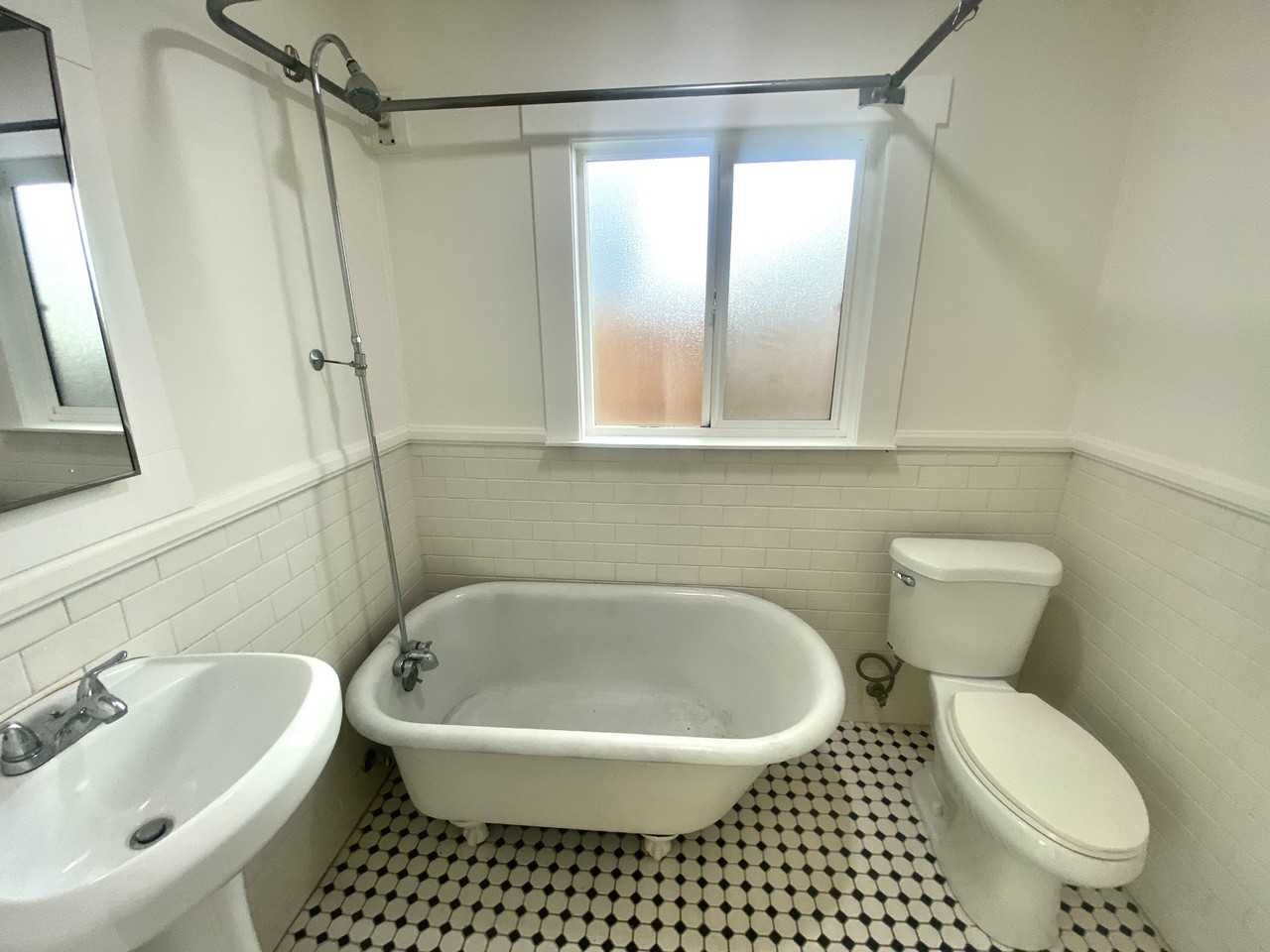 1614 Maltman Avenue - 1616 3/4 #1616-3-4 - Photo 6 of 9