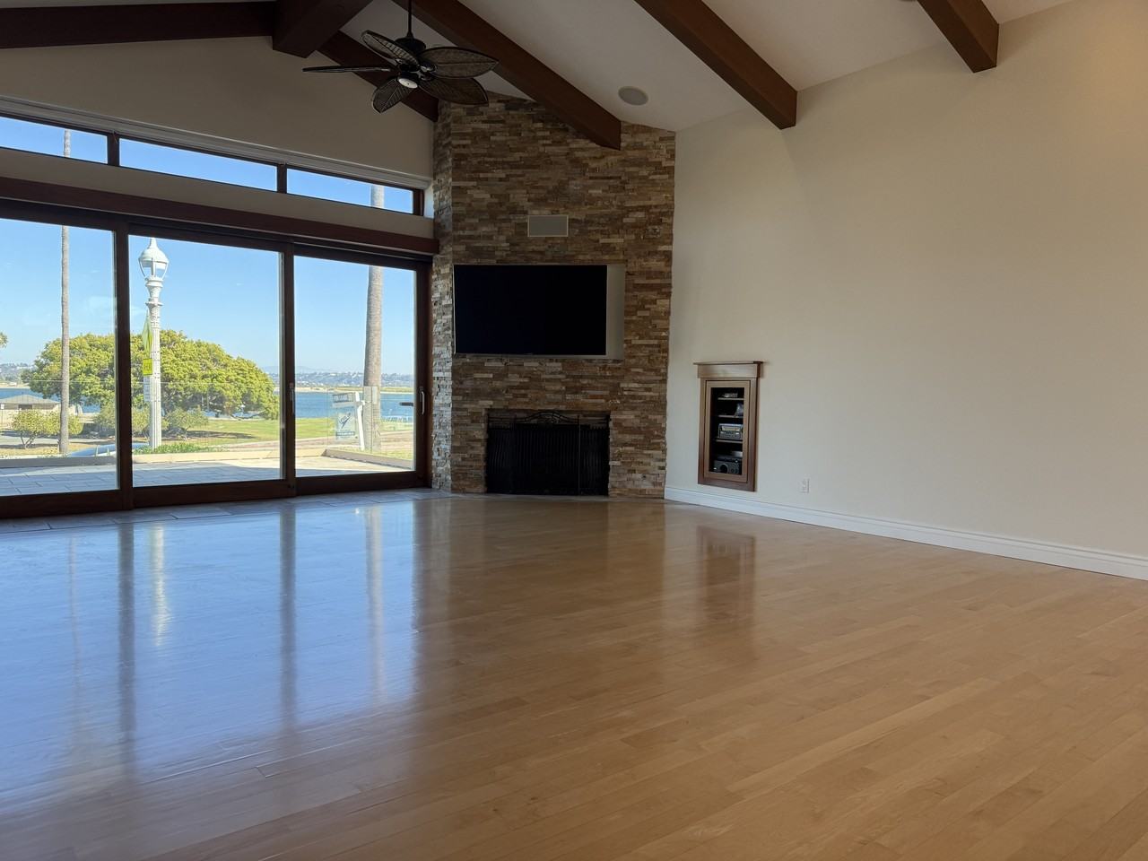 3522 Crown Point Dr #1 - Photo 3 of 17