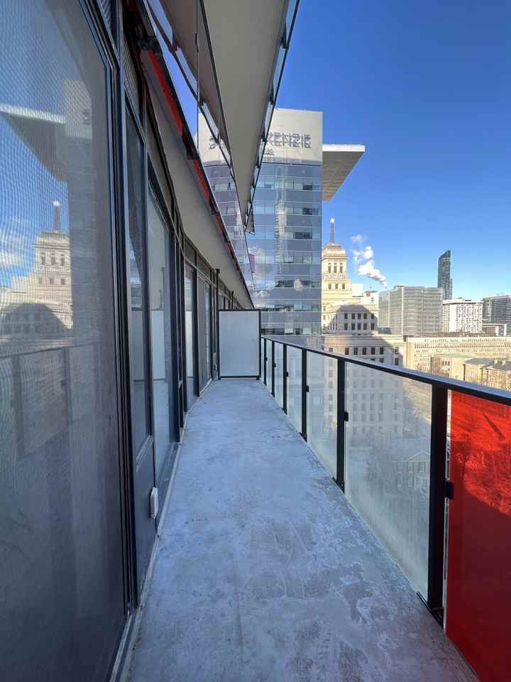 215 Queen St W - Photo 3 of 15