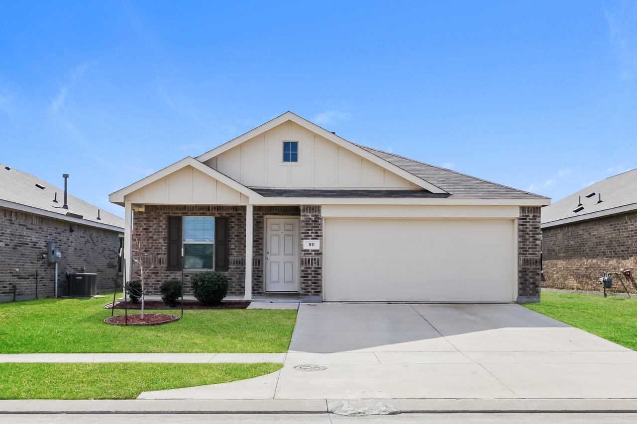 911 911 Lady Bird St