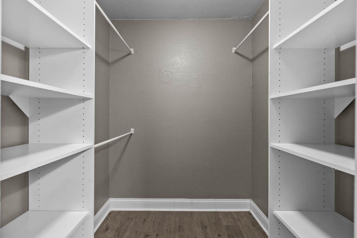 5116 Canadian Ave - Photo 2 of 19