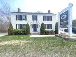 featured image of 2895 White Mountain Hwy