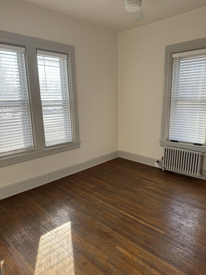 351 W Orange St #3 - Photo 6 of 6