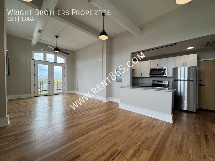 114 Dameron Ave #303 - Photo 2 of 18