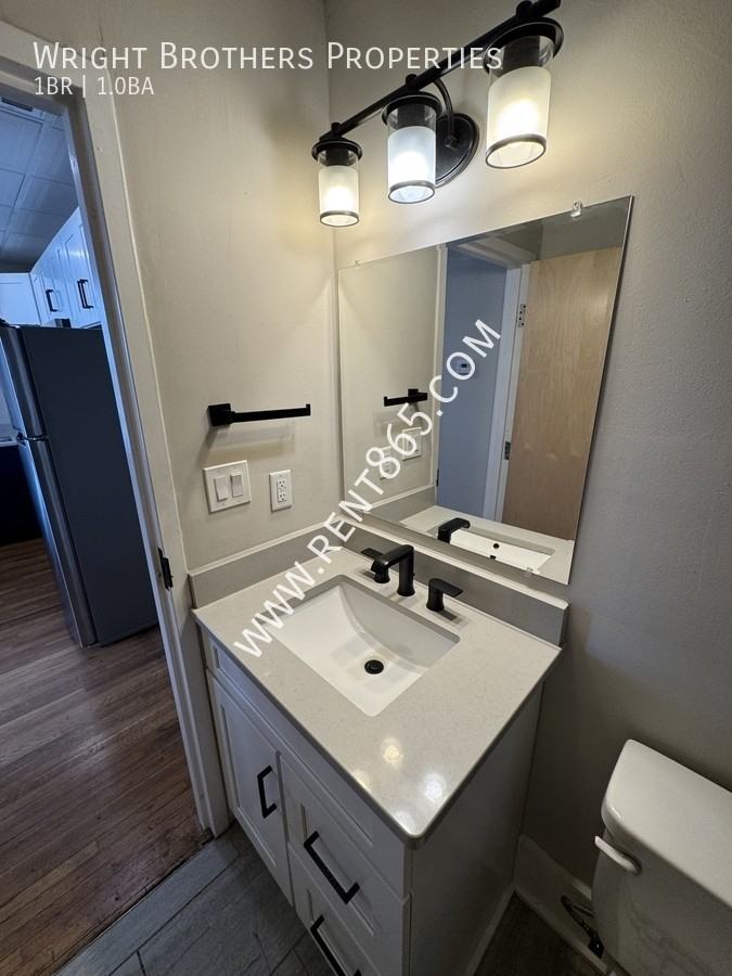 114 Dameron Ave #303 - Photo 4 of 18