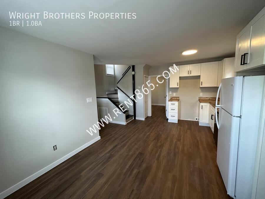 116 Carrick St #1 - Photo 4 of 16