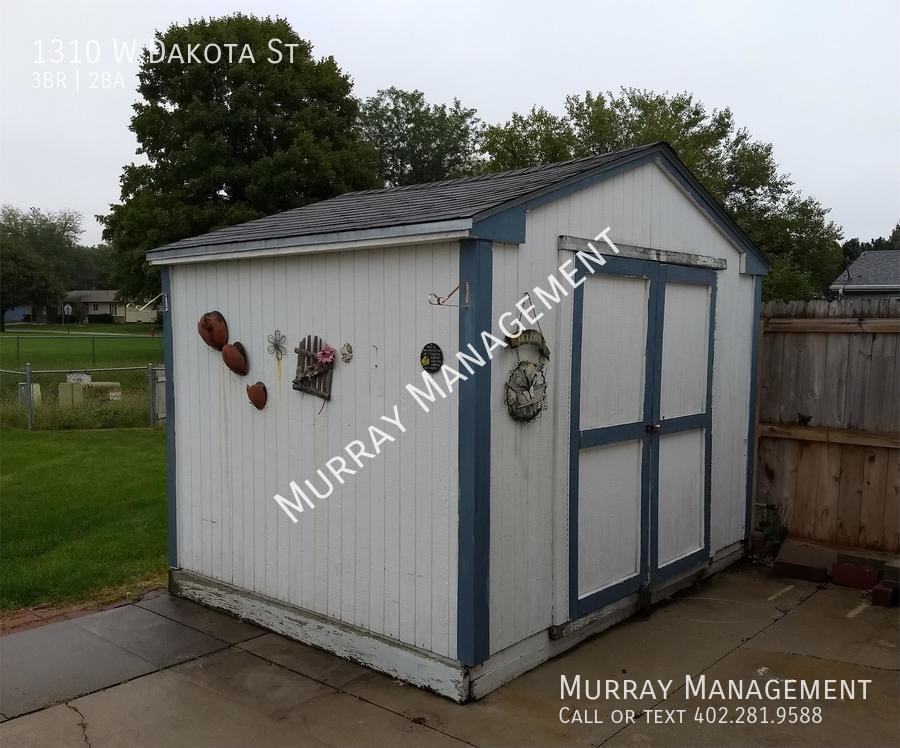 1310 W Dakota St - Photo 3 of 18