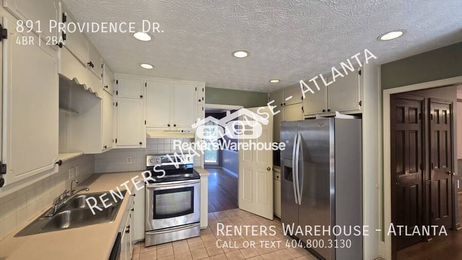 891 Providence Dr - Photo 7 of 14