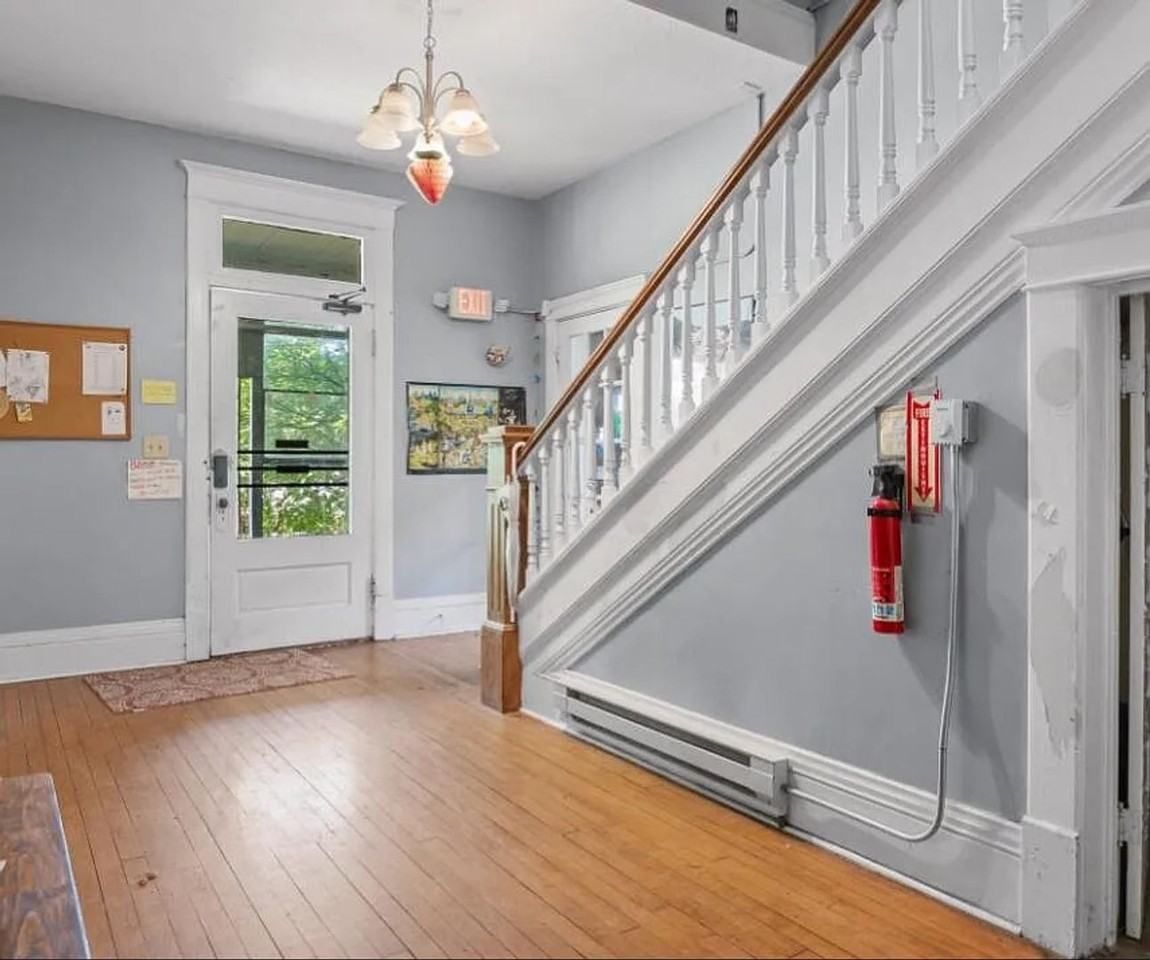 938 Fort Wood St #4 - Photo 6 of 7