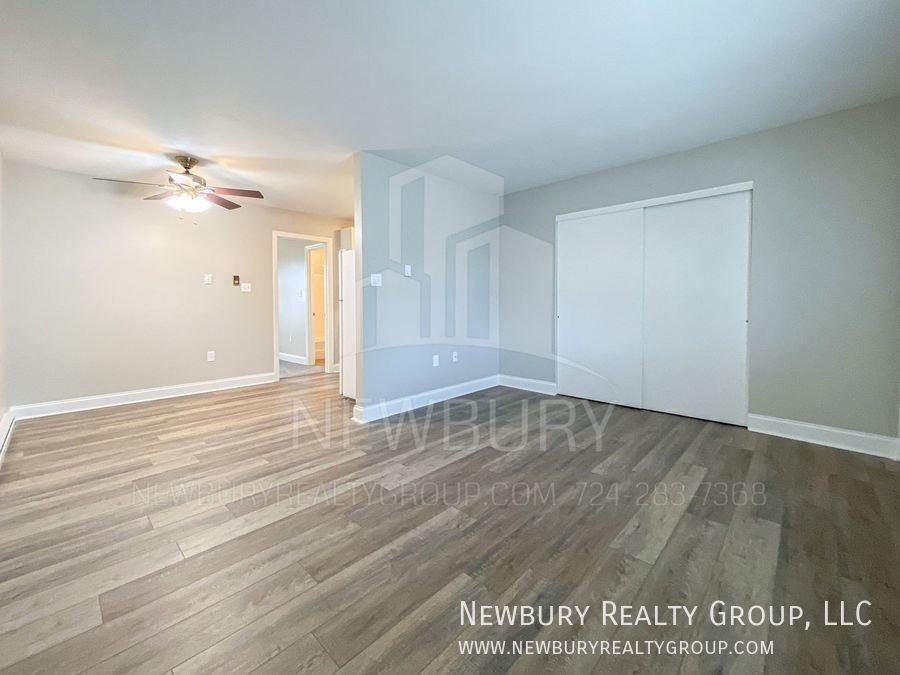 31 Sunbury Est - Photo 2 of 23