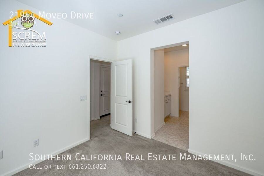 21944 Moveo Dr - Photo 6 of 25