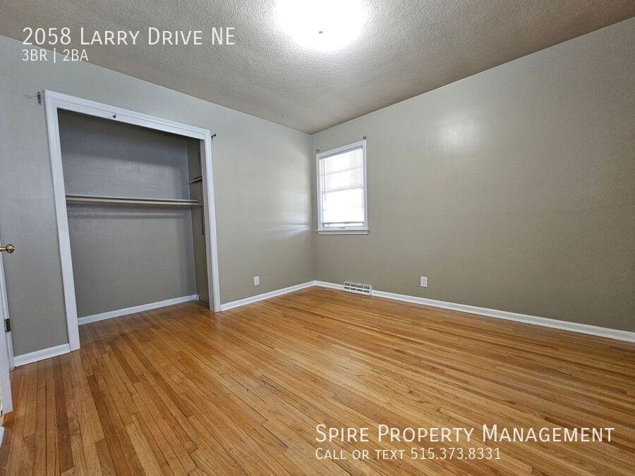 2058 Larry Dr Ne - Photo 7 of 16