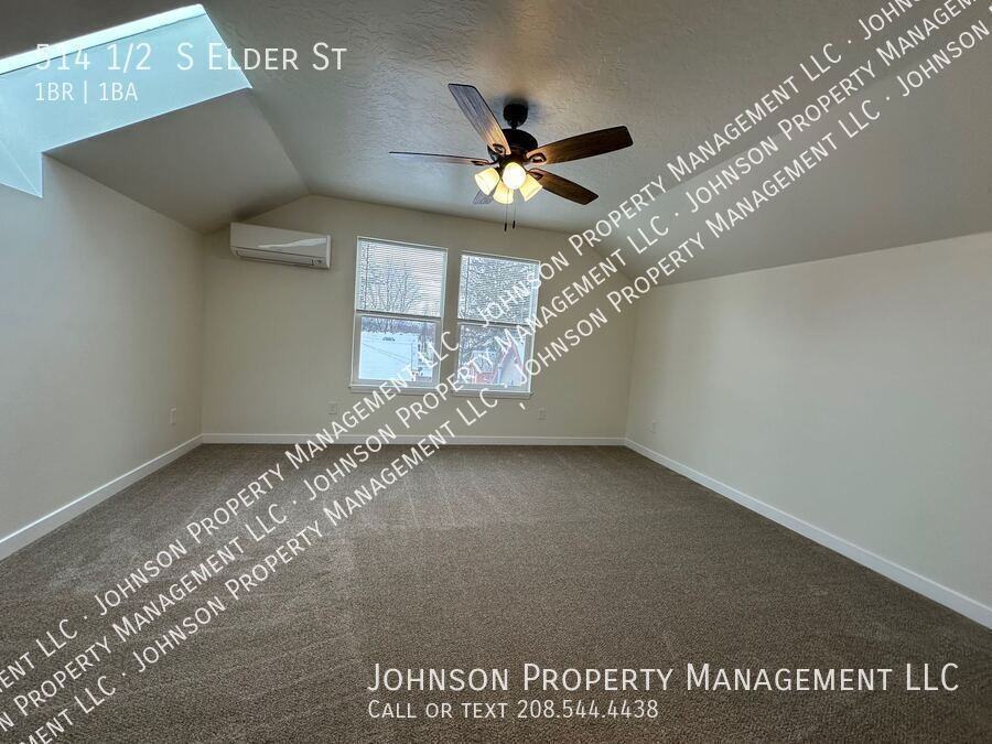 514 1/2 S Elder St - Photo 3 of 6