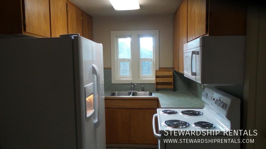 1827 Harris St #105 - Photo 2 of 9