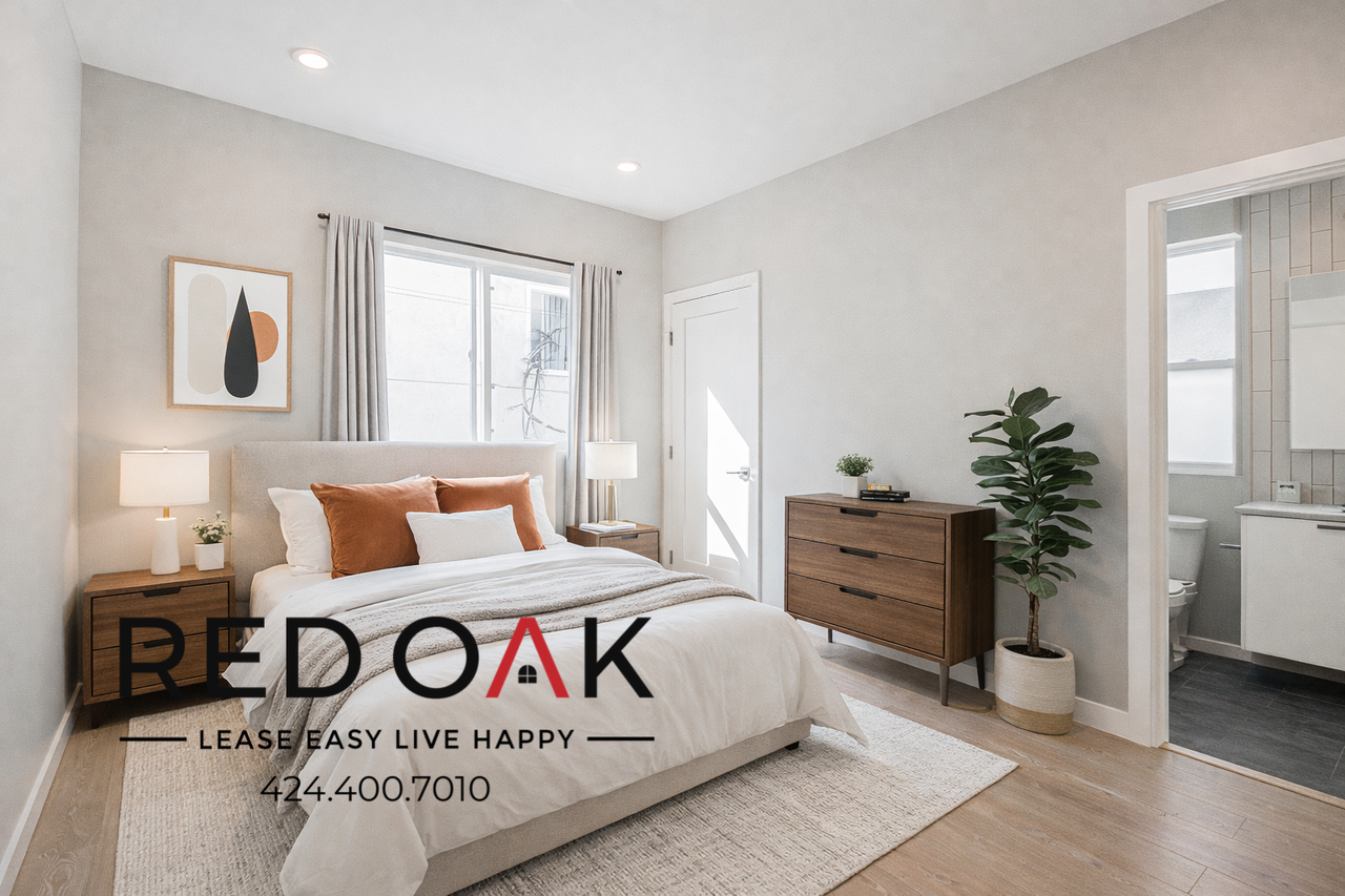 4506 Esmeralda St #3 - Photo 5 of 31