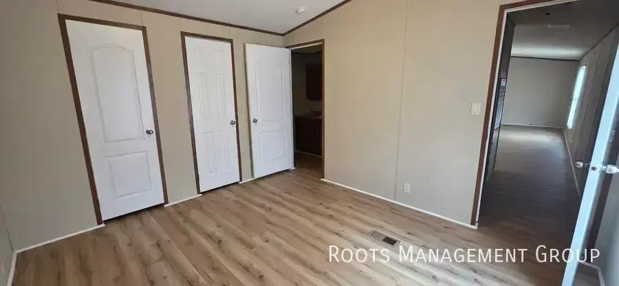 433 Linda Dr #305 - Photo 5 of 11