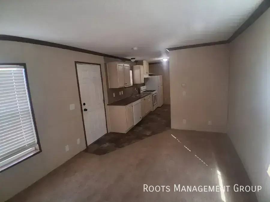 E3 Trailerville Ct #E3 - Photo 4 of 9