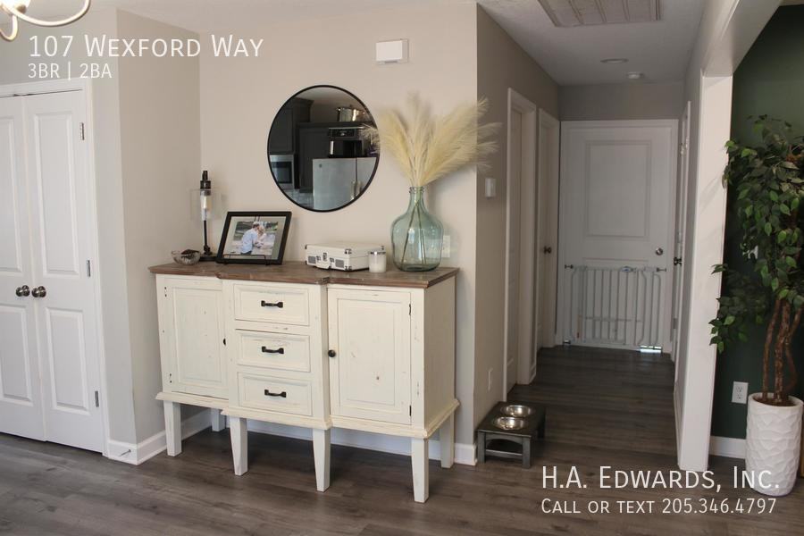 107 Wexford Way - Photo 4 of 37