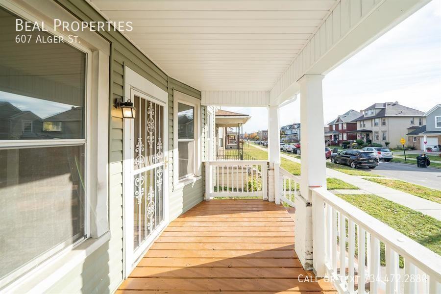 607 Alger St - Photo 3 of 25