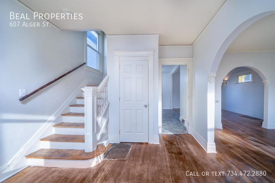 607 Alger St - Photo 7 of 25