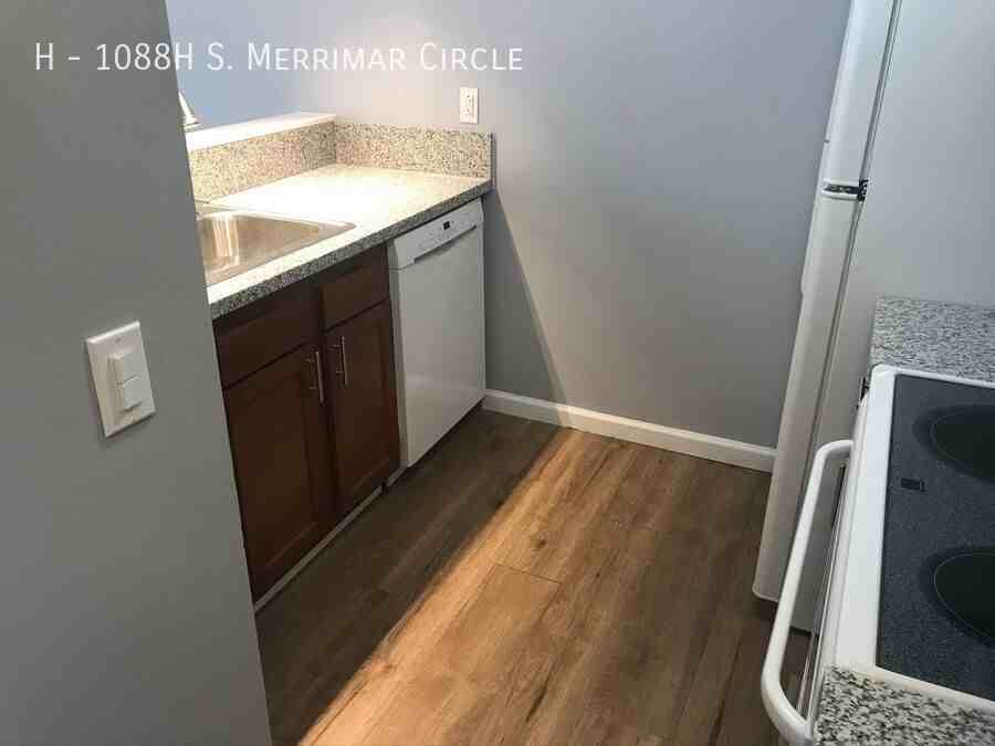 H St - Photo 5 of 11