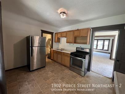 1902 Pierce St Ne #2 - Photo 7 of 11