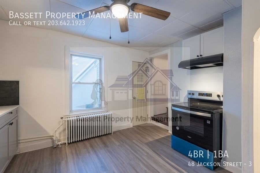 48 Jackson St - Photo 3 of 17