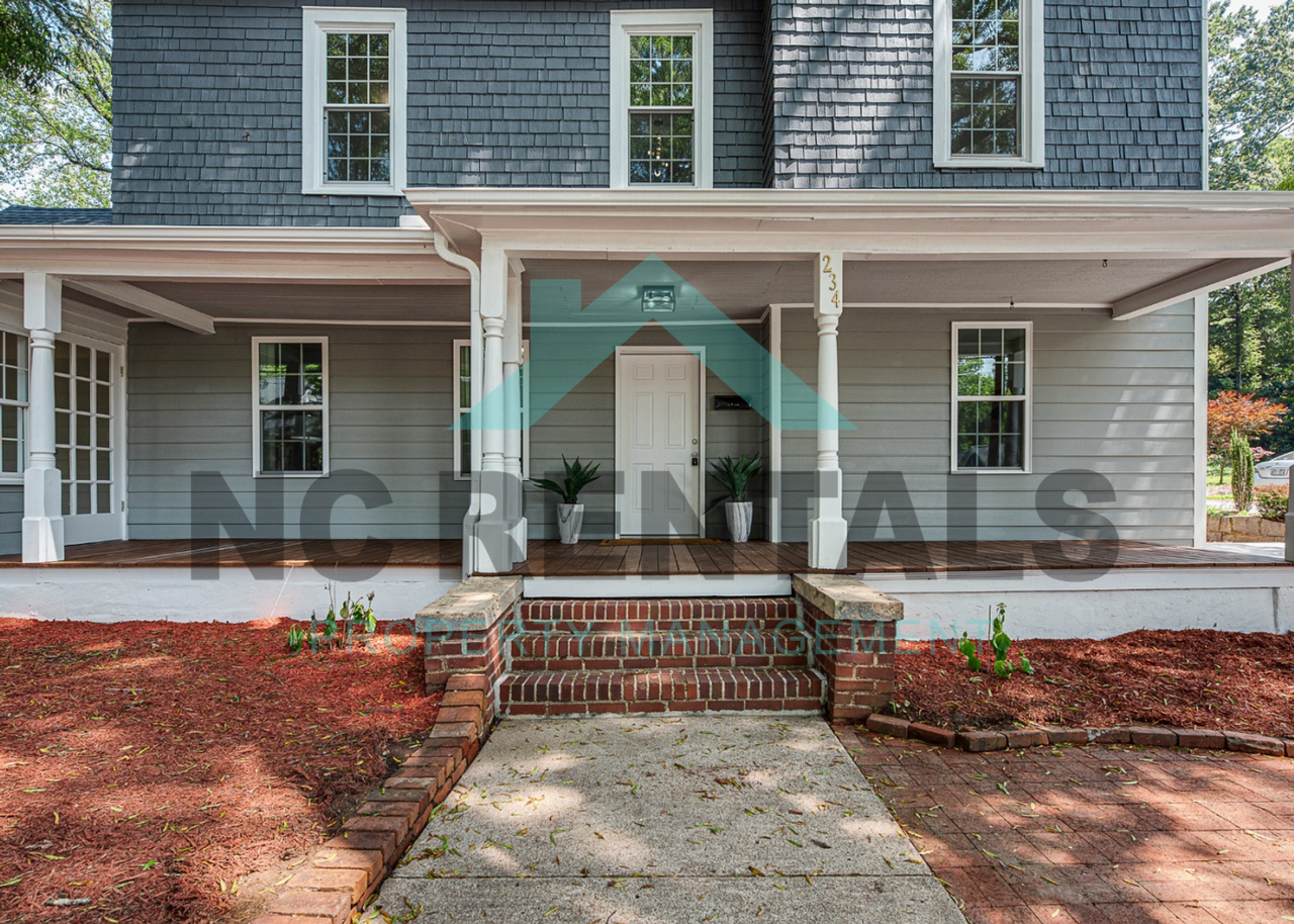 234 S Academy St - Photo 4 of 40