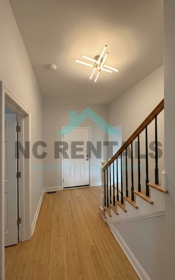 234 S Academy St - Photo 7 of 40