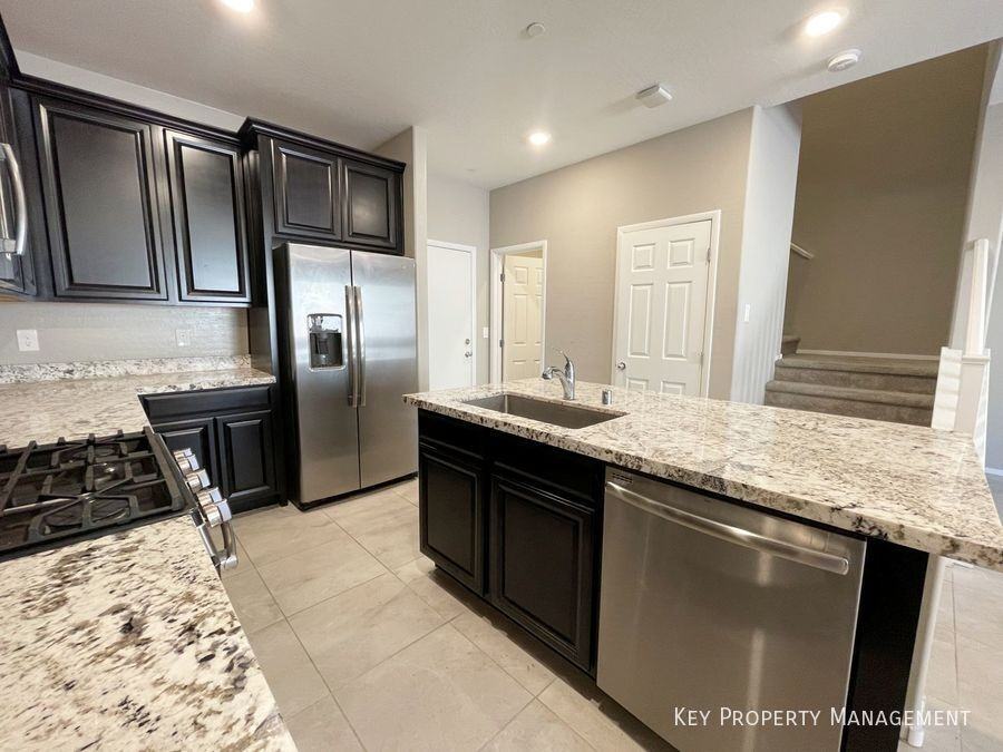 6209 Cappadocia St - Photo 7 of 20