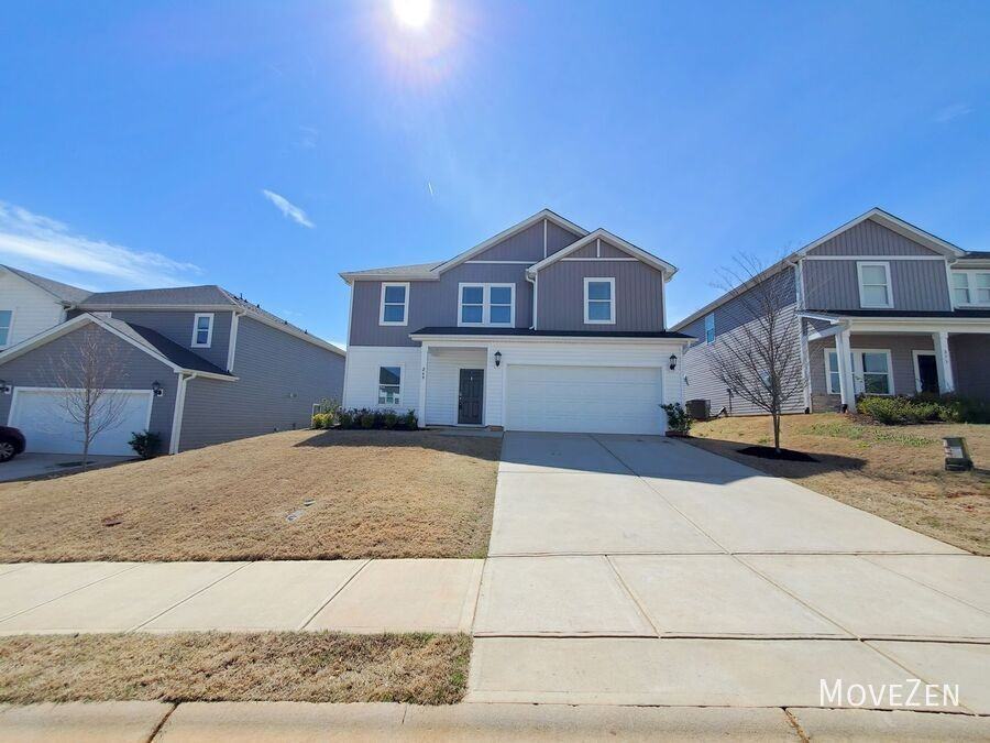 269 Lavinia Cir - Photo 3 of 50