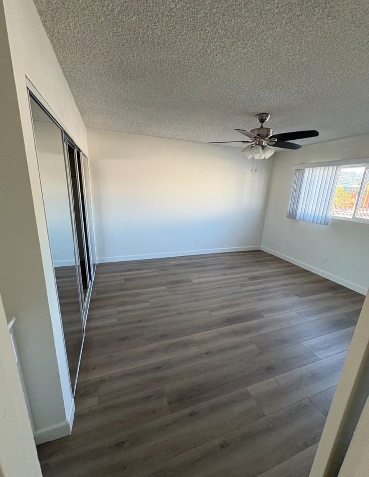 469 West Windsor Road - Photo 3 of 10