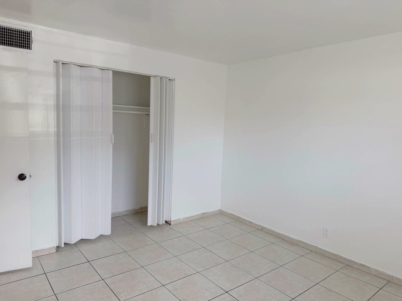 6151 Eaton St #13 - Photo 6 of 8