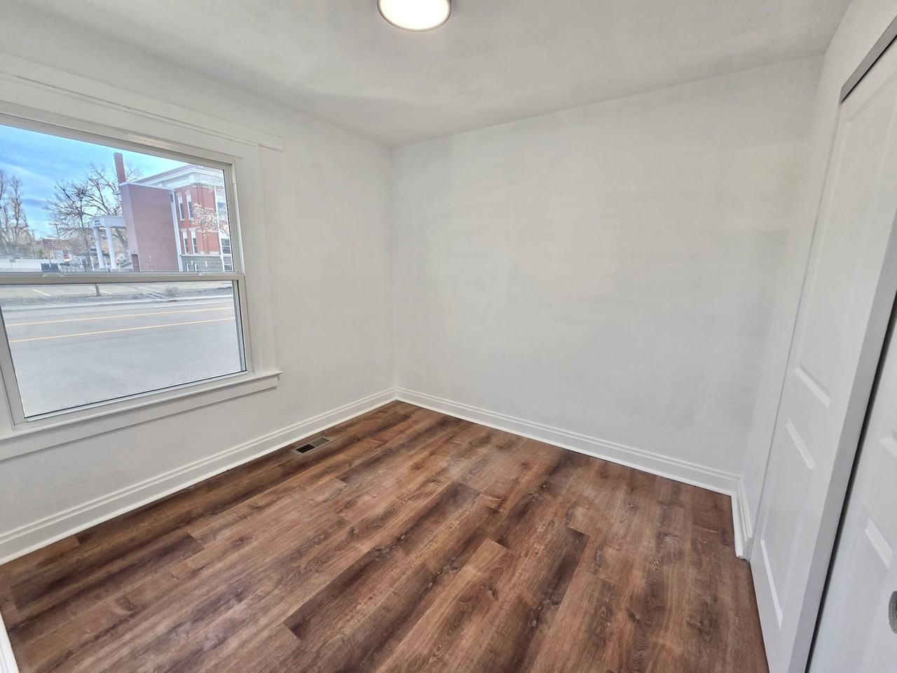 433 E Bridge St #435 - Photo 5 of 9