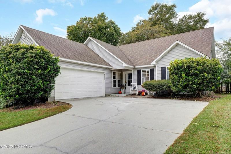 310 Citation Ln - Photo 2 of 20