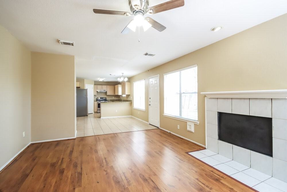 2610 Heatherknoll Dr - Photo 4 of 17
