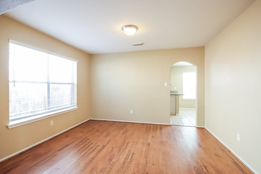 2610 Heatherknoll Dr - Photo 5 of 17