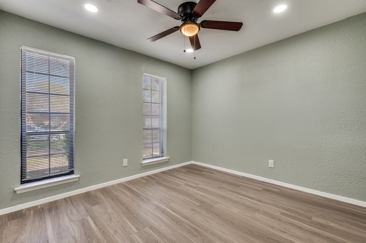 2712 Chebi Ln - Photo 5 of 8