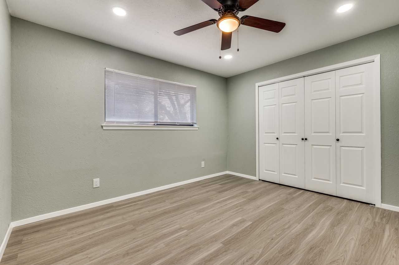 2712 Chebi Ln - Photo 6 of 8