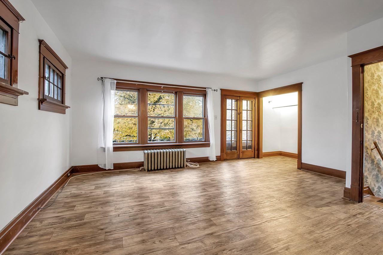 79 Ideal St - Photo 3 of 9