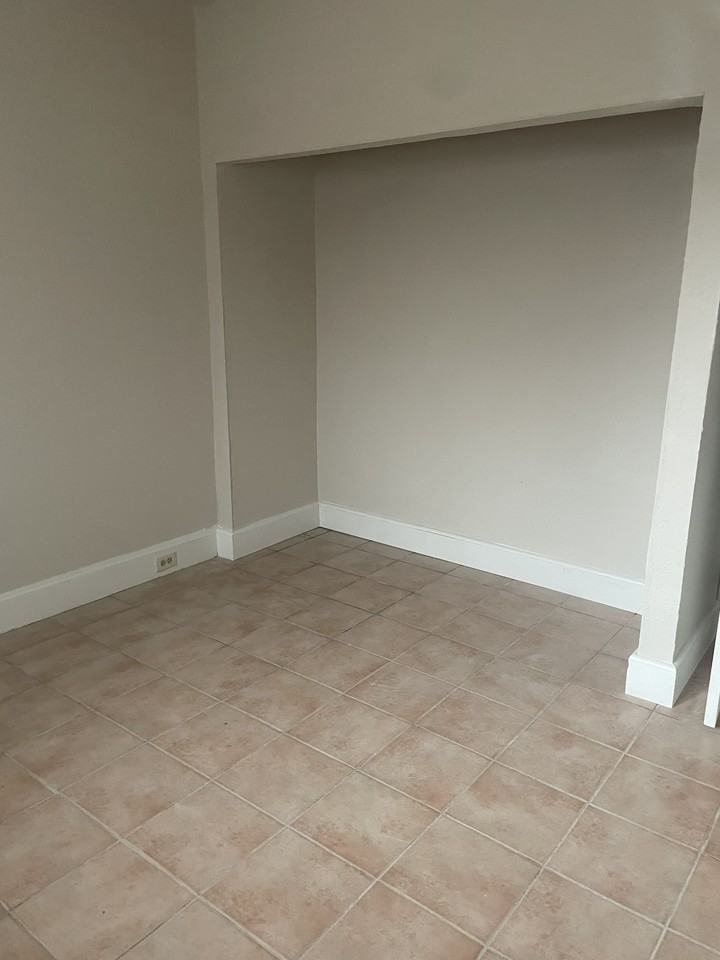 1839 Ervay Ave - Photo 5 of 13