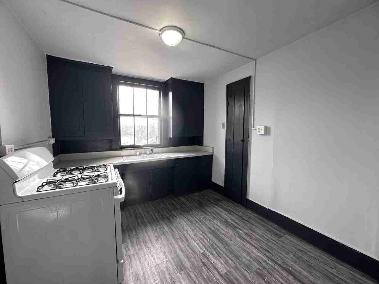 Park Cir - Photo 2 of 13