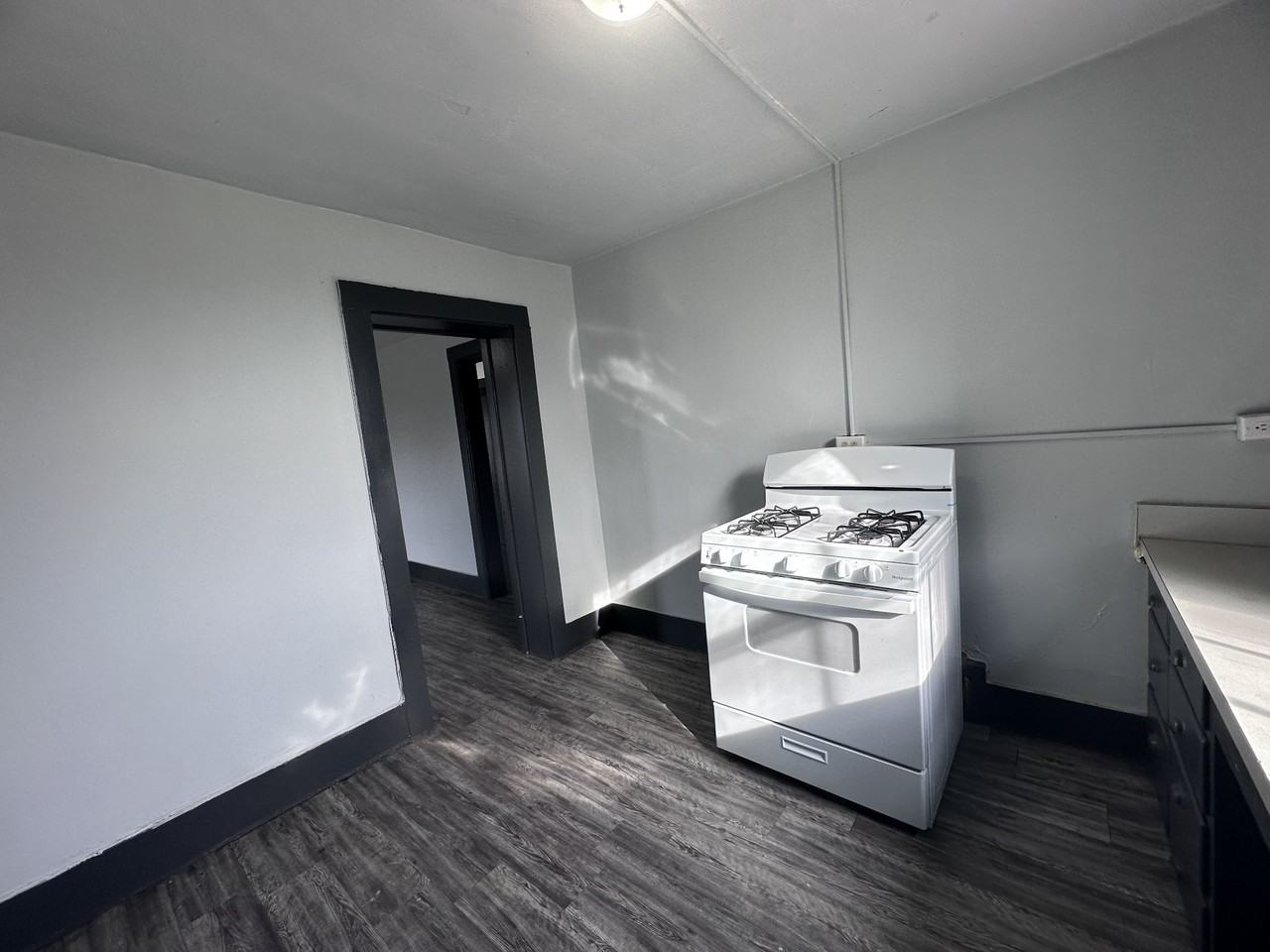 Park Cir - Photo 3 of 13