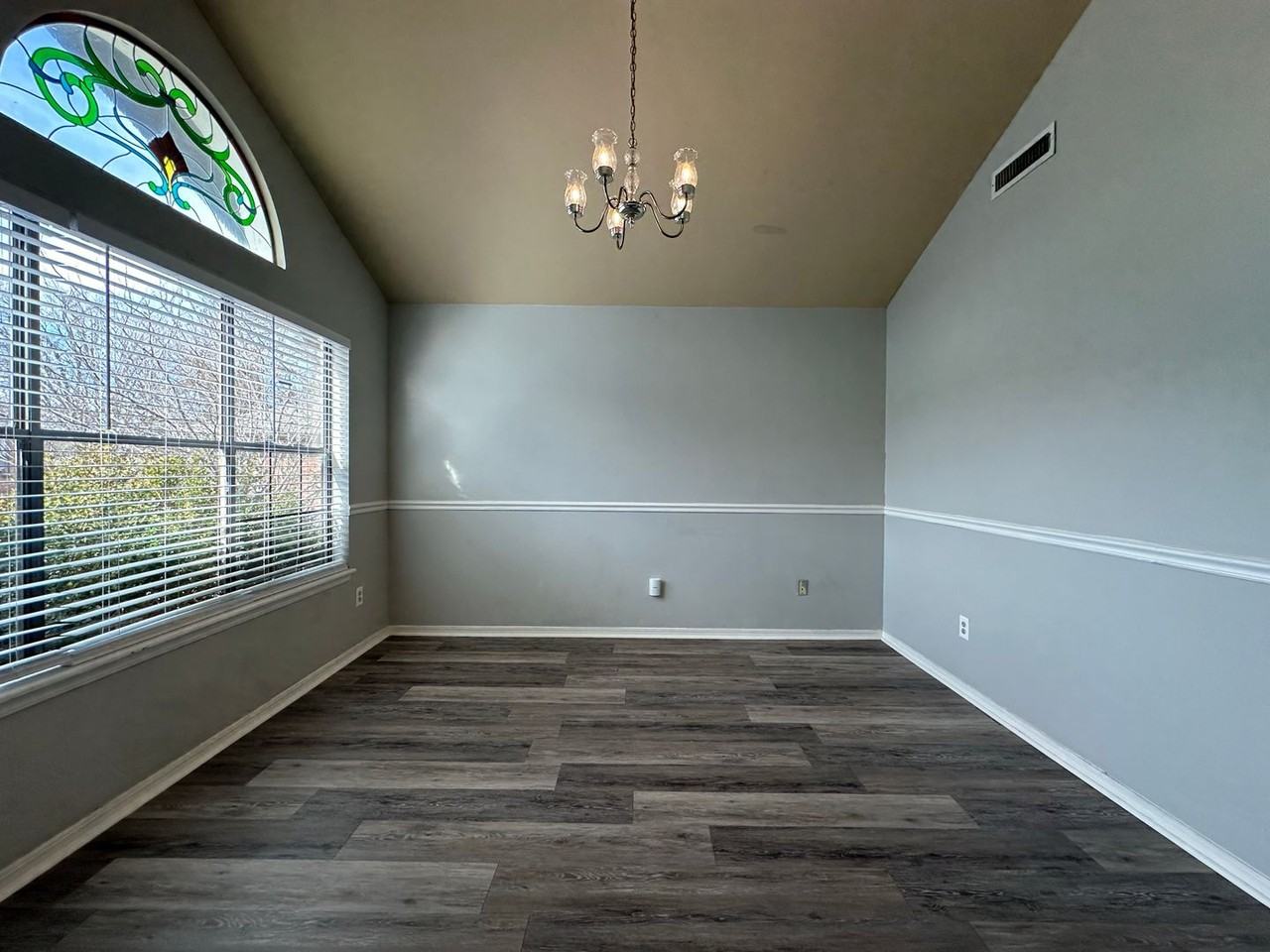 35 Aberdeen Cir - Photo 5 of 19