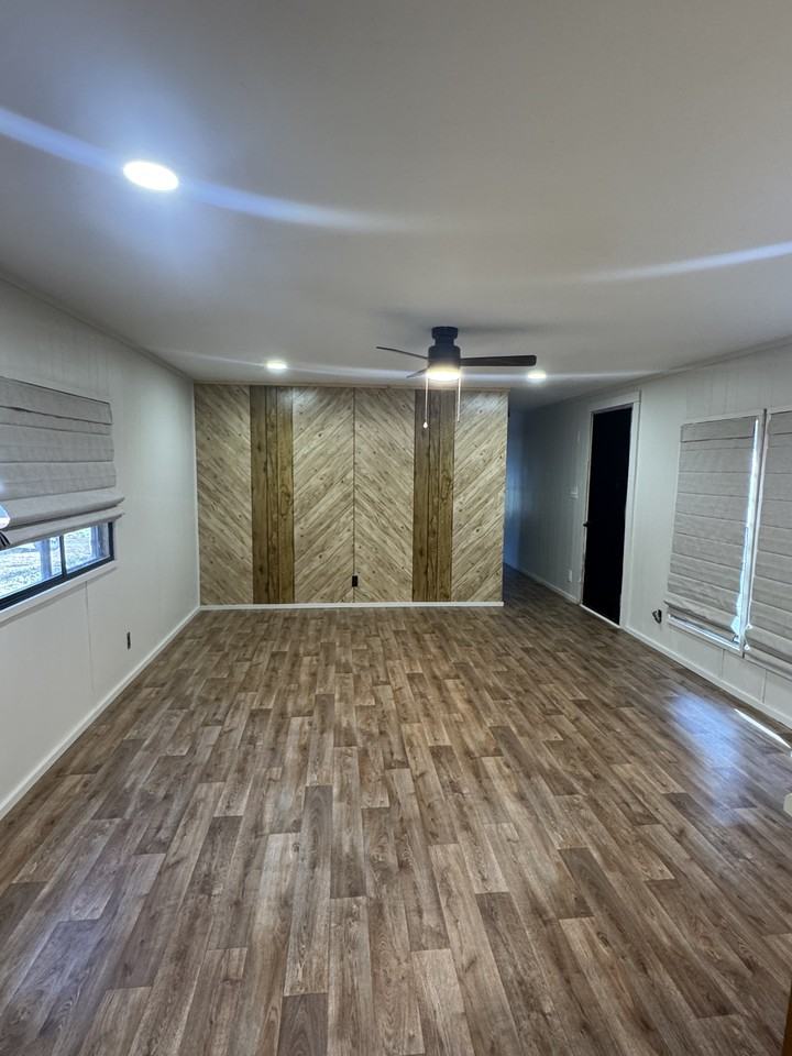 7485 Sturrock Rd - Photo 2 of 15