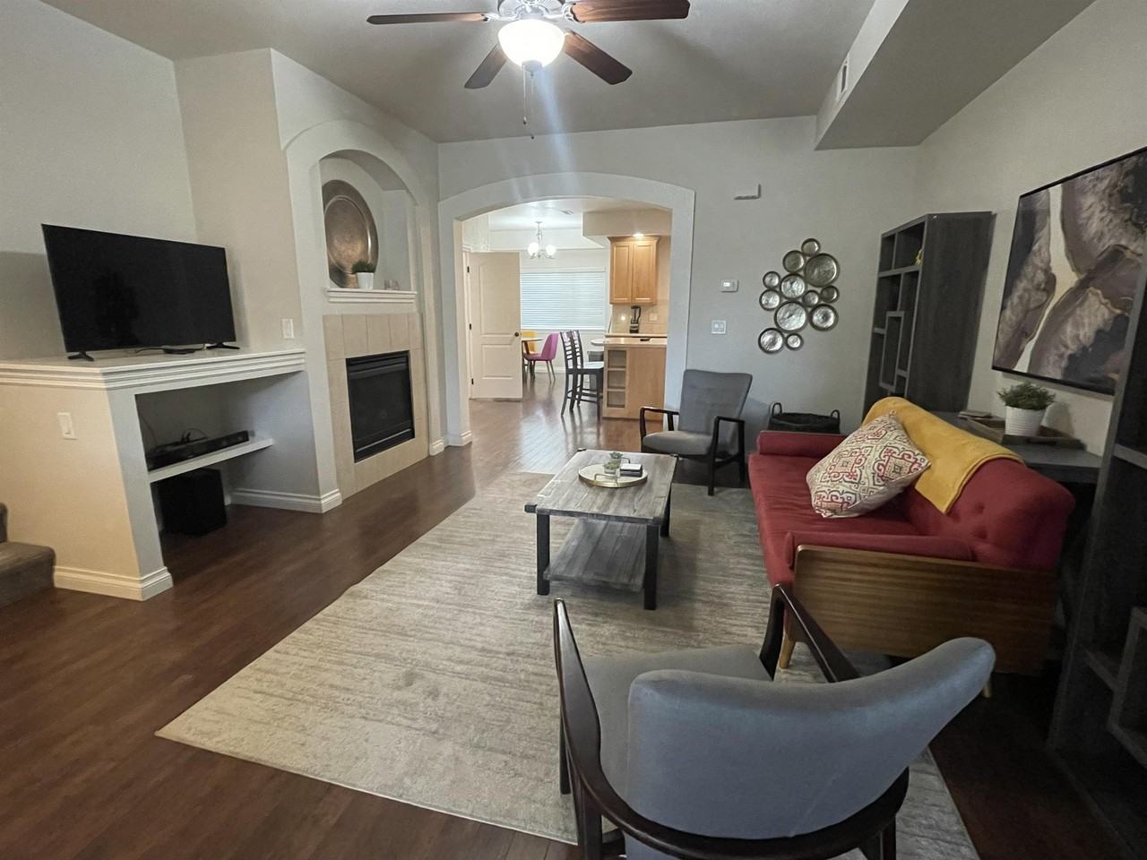 3814 Rock Creek Dr - Photo 4 of 28