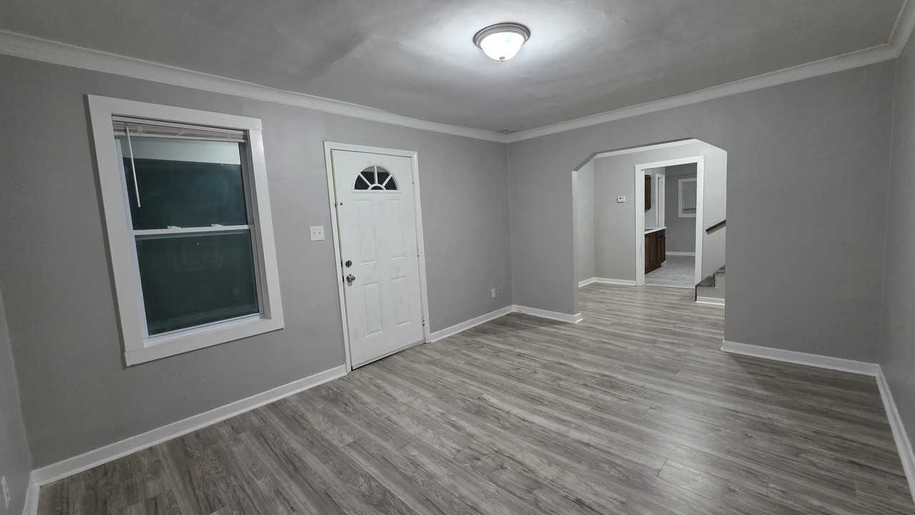 3569 Bayliss Ave - Photo 7 of 37