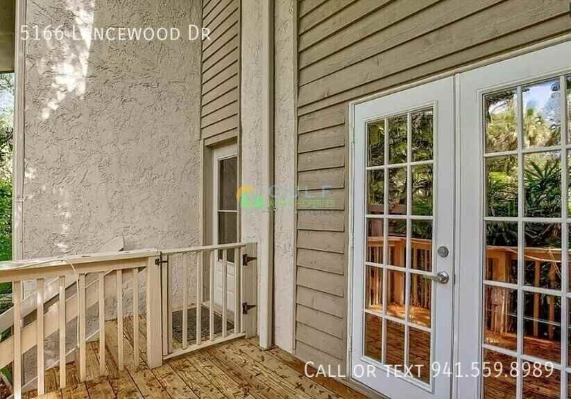 5166 Lancewood Dr - Photo 4 of 37